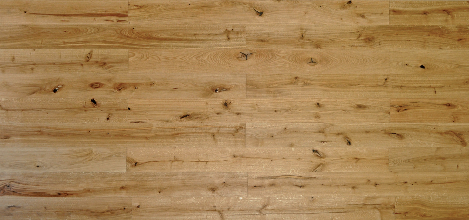 ADMONTER HRAST KITZBUHEL DAŠČANI PARKET RUSTIC ČETKAN v fuga , 2400/158/13 mm 3 mm, U/P , GOTOVO ULJAN